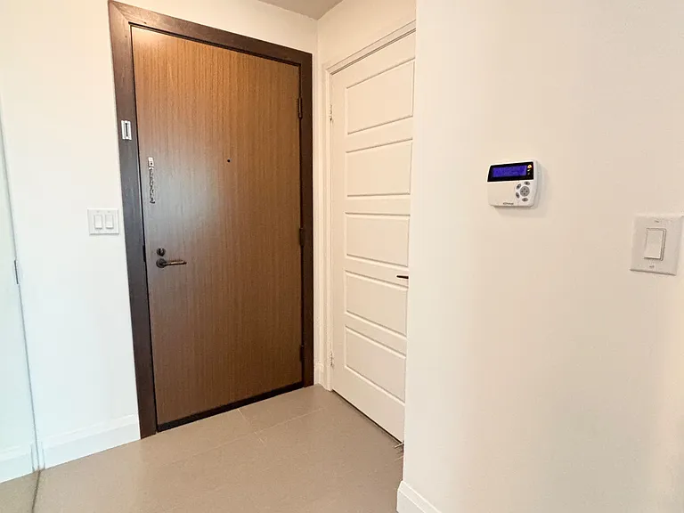 1 Uptown Dr #207 — Photo 39