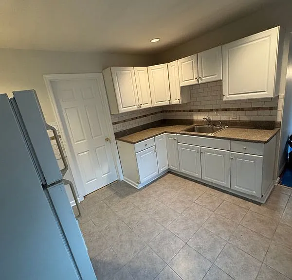 22 Davis St #2 — Photo 6