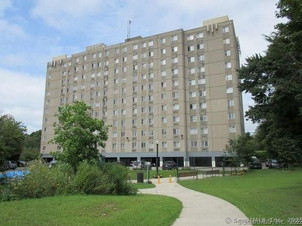 120 Huntington Tpke UNIT 206