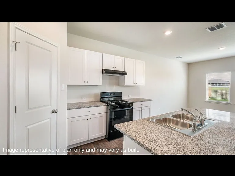 7171 Salado Creek Pkwy — Photo 2