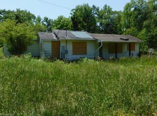 664 Farmer Rd, Denton, NC 27239