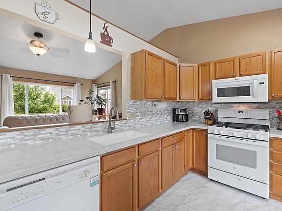 4th image of 1222 HARVEST LN