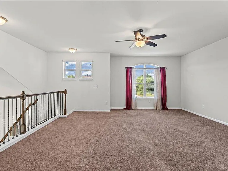 9703 Sunny Swan Ct — Photo 16