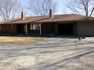 940 K Rd, Palmyra, NE 68418