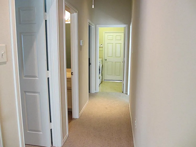 6031 Lynwood Banks Ln — Photo 8