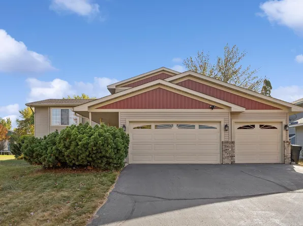 600 McKinley St, Anoka, MN 55303