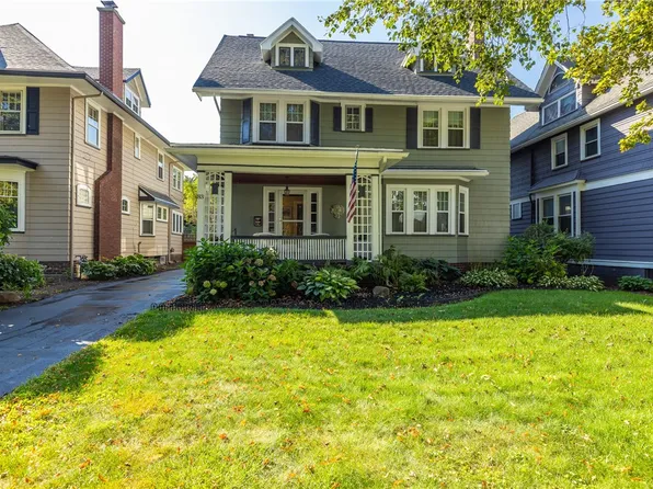 83 Canterbury Rd, Rochester, NY 14607