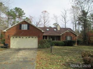 109 Walnut Rd, New Bern, NC 28562