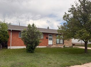 608 Creighton St, Cheyenne, WY 82009