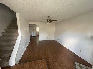 636 S Rogers Rd, Irving, TX 75060