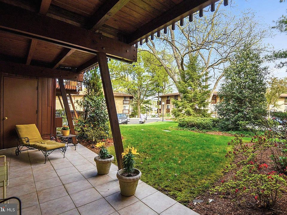 1st image of 759 Fairview Ave APT B
