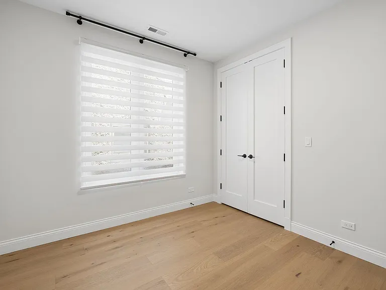 3739 N Clifton Ave #3 — Photo 24