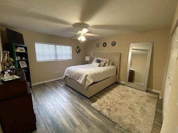 3rd image of 6100 Gulfport Blvd S APT 309