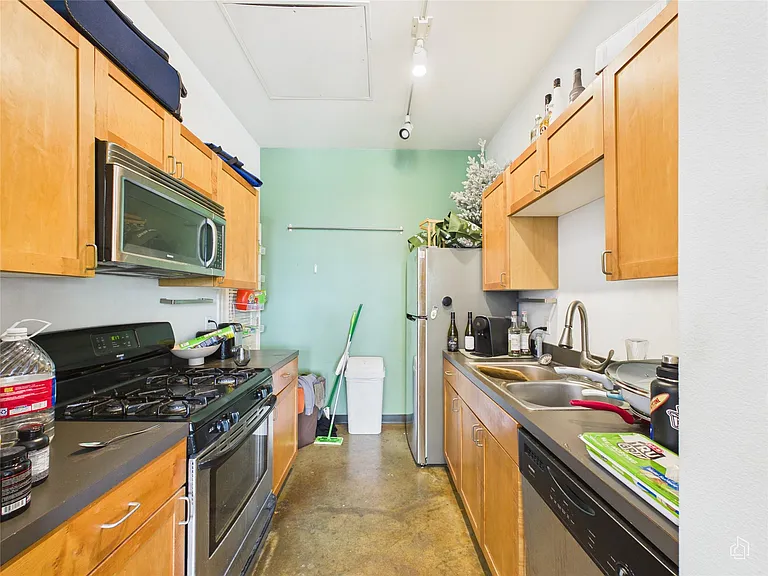 2401 E 6th St #6097 — Photo 7