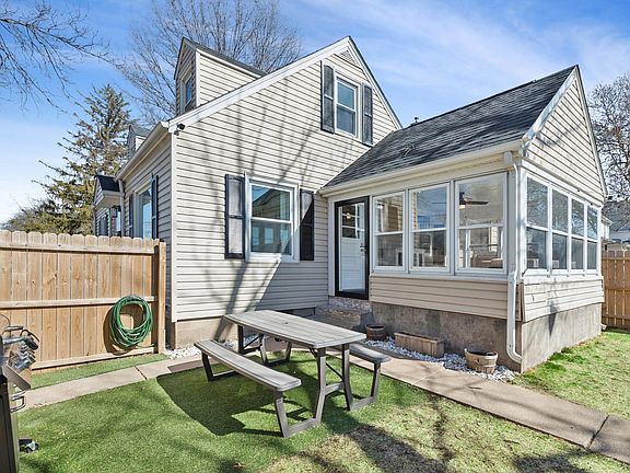 4th image of 2800 15th St