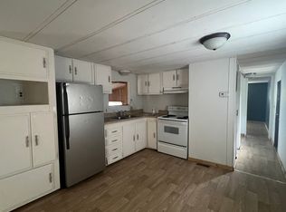 1200 Pee Dee Branch Rd, Cottontown, TN 37048