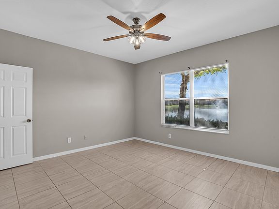 3rd image of 6560 Huntington Lakes Cir #1