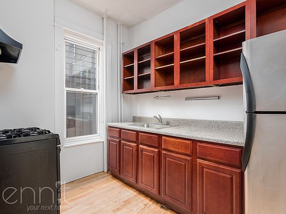 3rd image of 967 Bergen St #1CC