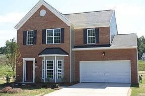 1st image of 802 Woodlake Dr