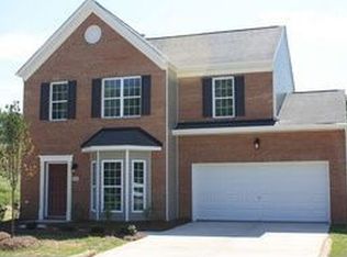 802 Woodlake Dr, Greensboro, NC 27406