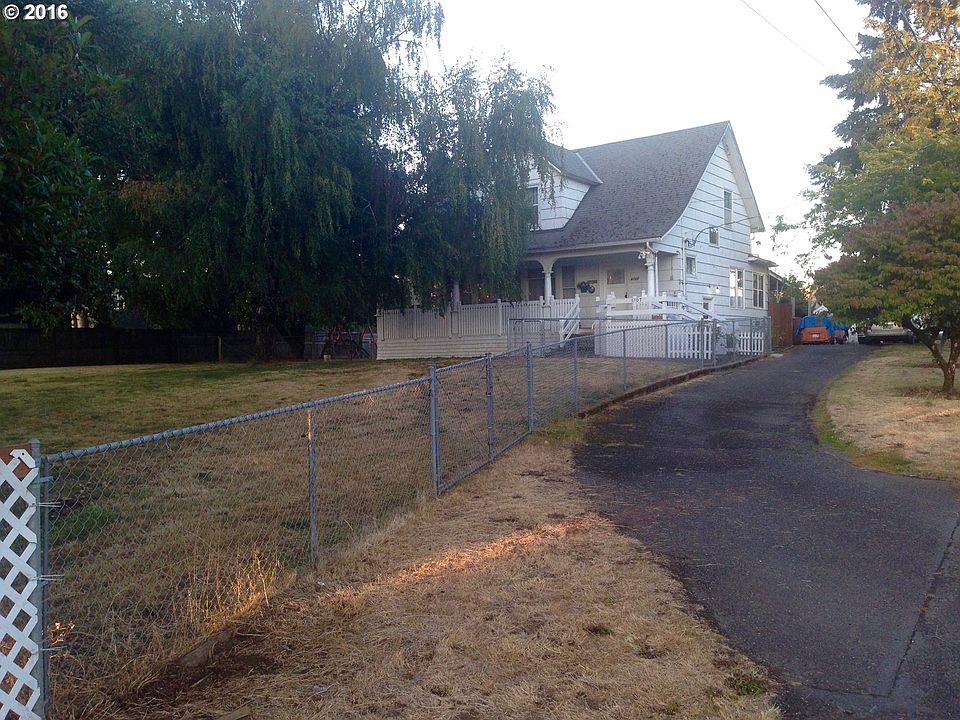 2nd image of 6107 NE Hazel Dell Ave