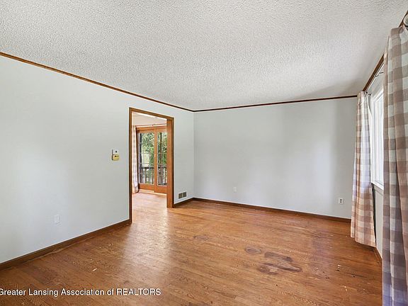 5th image of 3212 Hulett Rd
