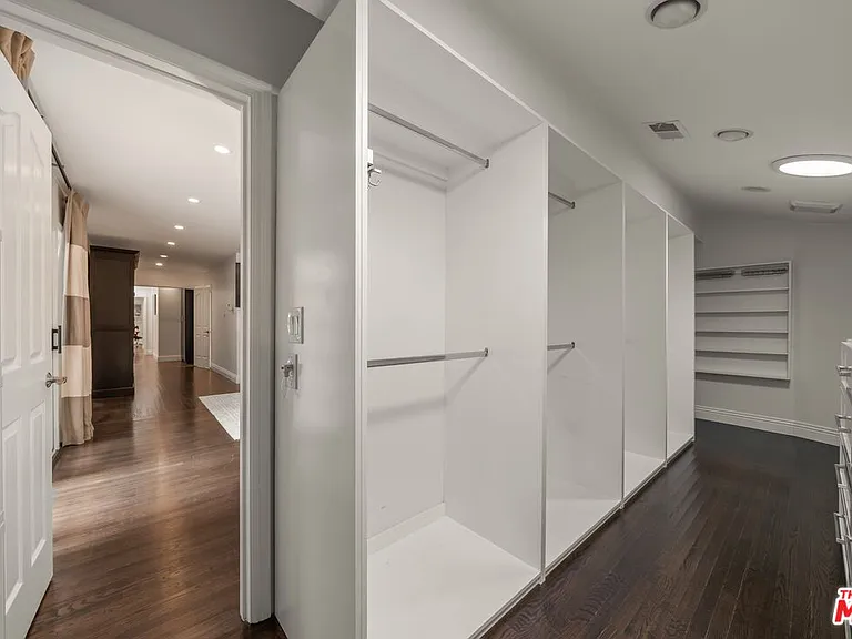 9023 Alto Cedro Dr — Photo 48