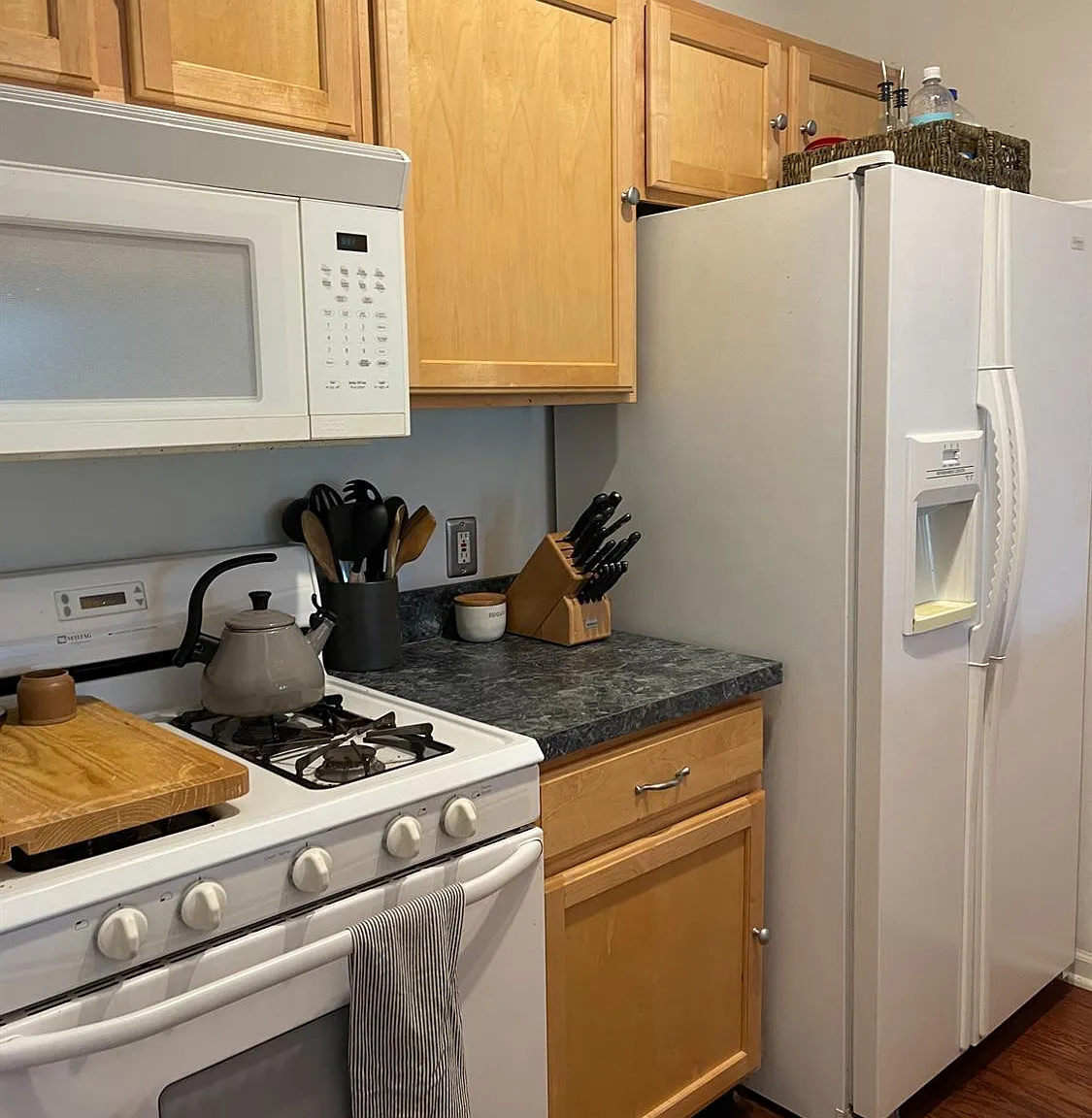 2 bed, 2.0 bath, 1160 sqft, $1,800 — Photo 3