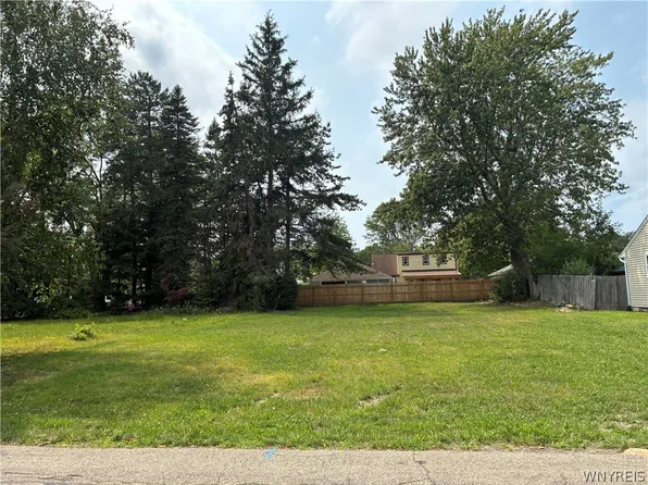 5834 W Lane Lot 28, Lake View, NY 14085
