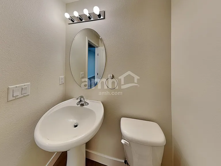 1719 Blacktail Ln — Photo 9