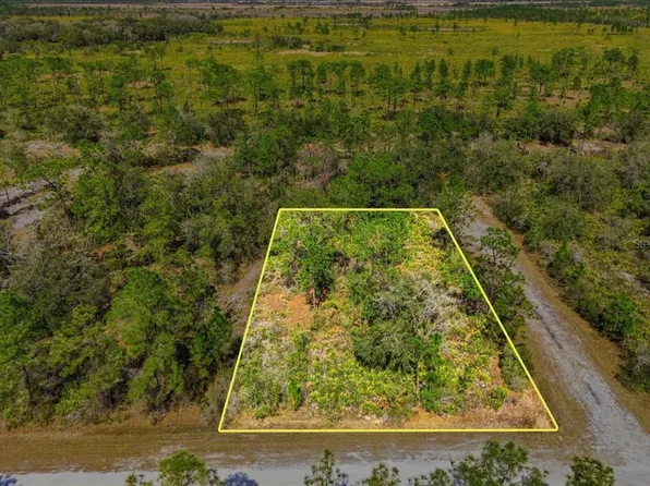 602 Azalea Dr #1, Indian Lake Estates, FL 33855