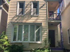 1015 Garnett Pl, Evanston, IL