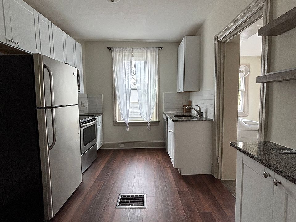 1st image of 126 East St