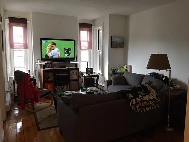 301 Marlborough St #7 — Photo 3