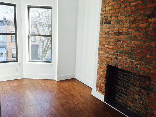 Rented by Aron Fried, LREB | media 8