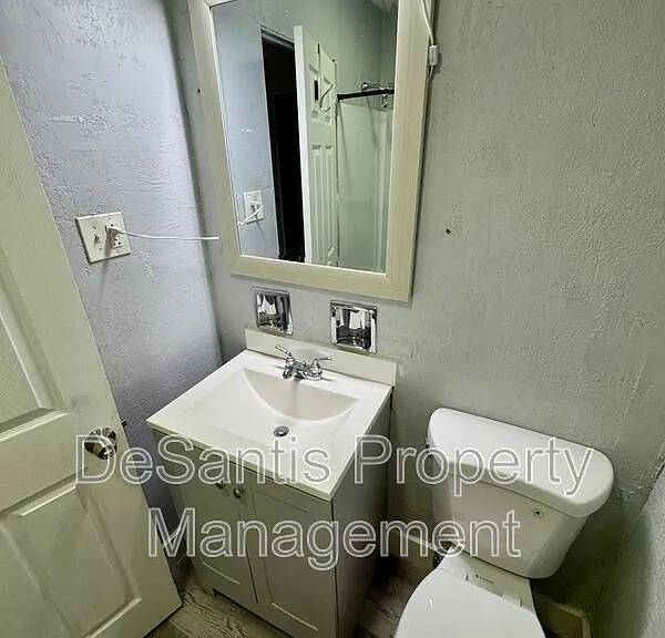 1810 Brownsville Rd #2 — Photo 13