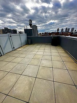 4th image of 131 Alexander Ave #3A
