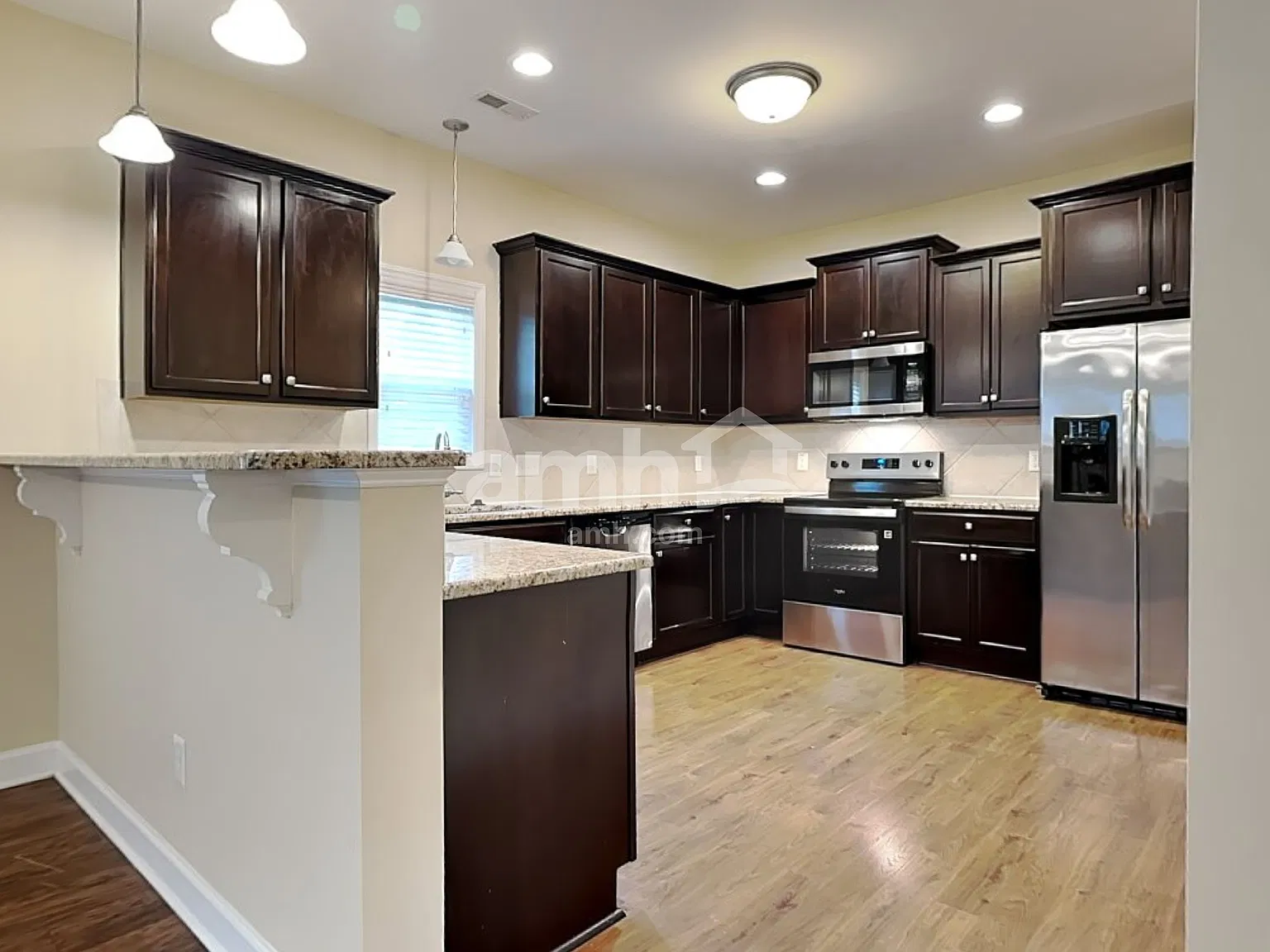 3 bed, 2.5 bath, 1997 sqft, $2,190 — Photo 3