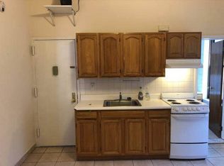 32-86 36th St #2, Astoria, NY 11106