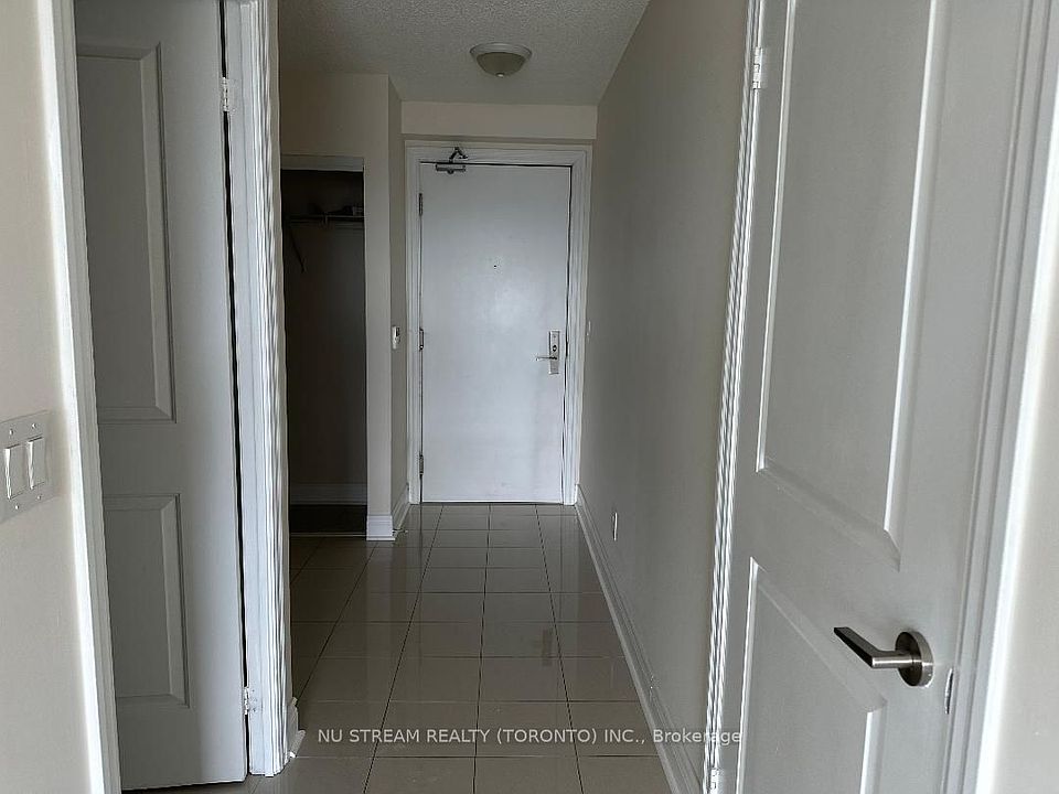 1st image of 275 Yorkland Rd #2802