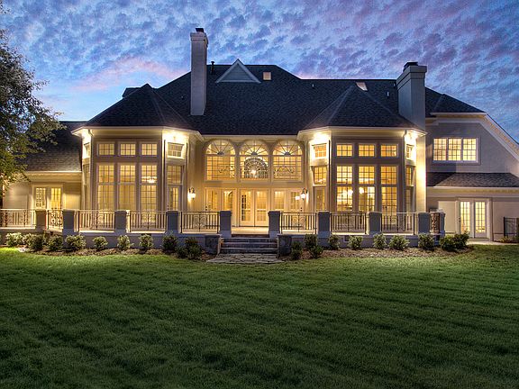 5th image of 5627 Providence Country Club Dr