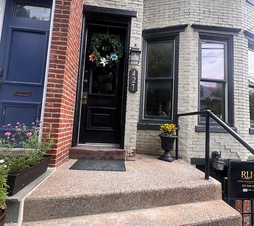 1st image of 427 Boas St