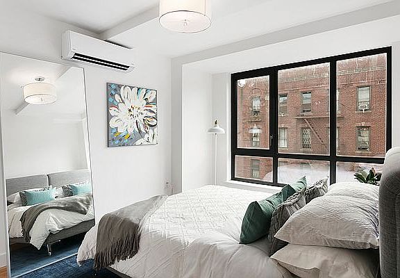 5th image of 39 E 21st St #4C