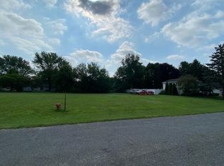 393 Kimberly St, Galesburg, MI 49053