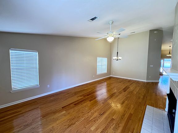 5th image of 1125 Mosswood Chase