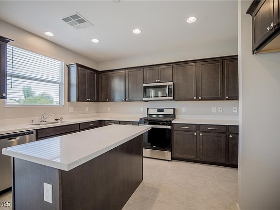 4th image of 5634 Water Garden St