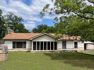 1028 Tyra Ln, Fort Worth, TX 76114