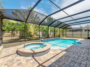 6725 Riverside Bluffs Dr, Riverview, FL 33578