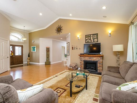 4th image of 3149 Shen Lake Dr