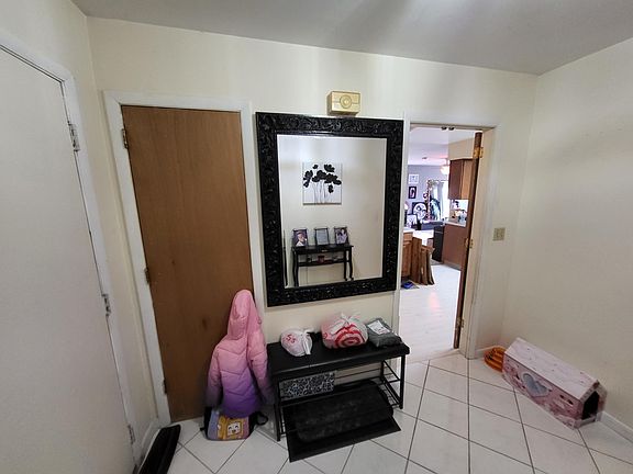 5th image of 6421 Colechester Ct